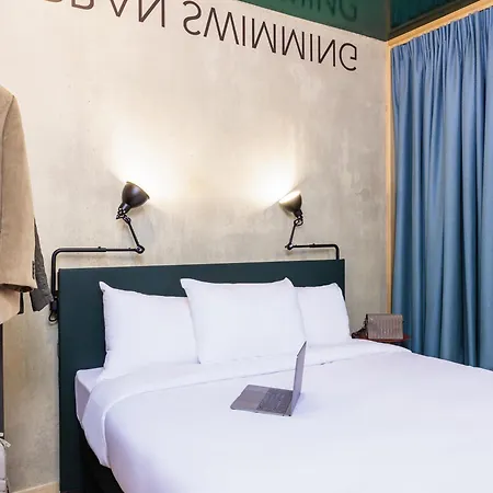 Отель Ibis Styles 3*