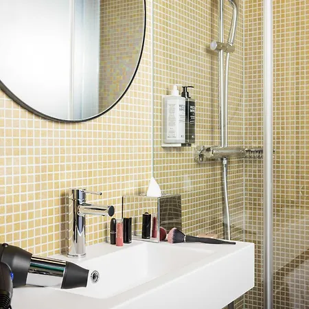 ホテル Ibis Styles 3*